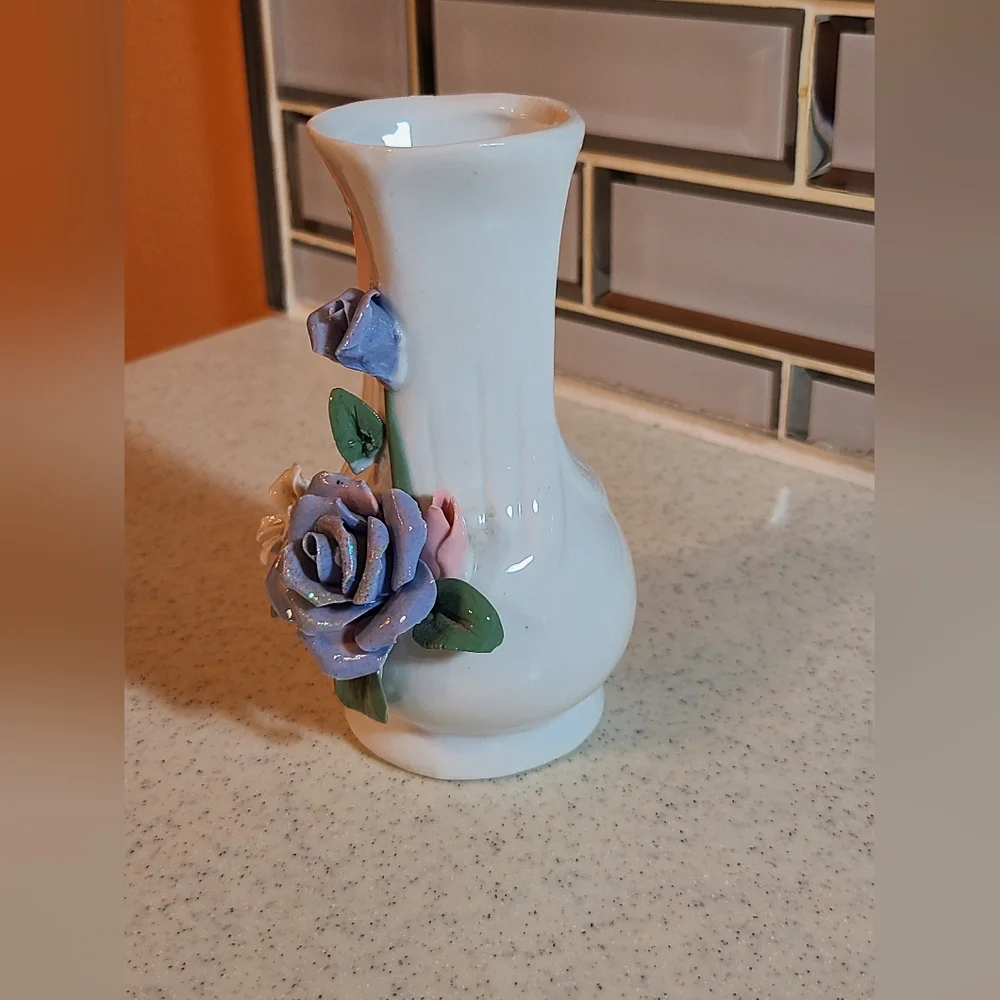 Stunning Vase for sale floral design
